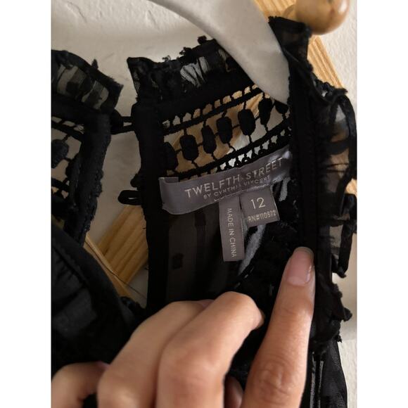 Twelfth Street by Cynthia Vincent Mini Dress 12 Black Eyelet Halter Neck Ruffles - Picture 7 of 15